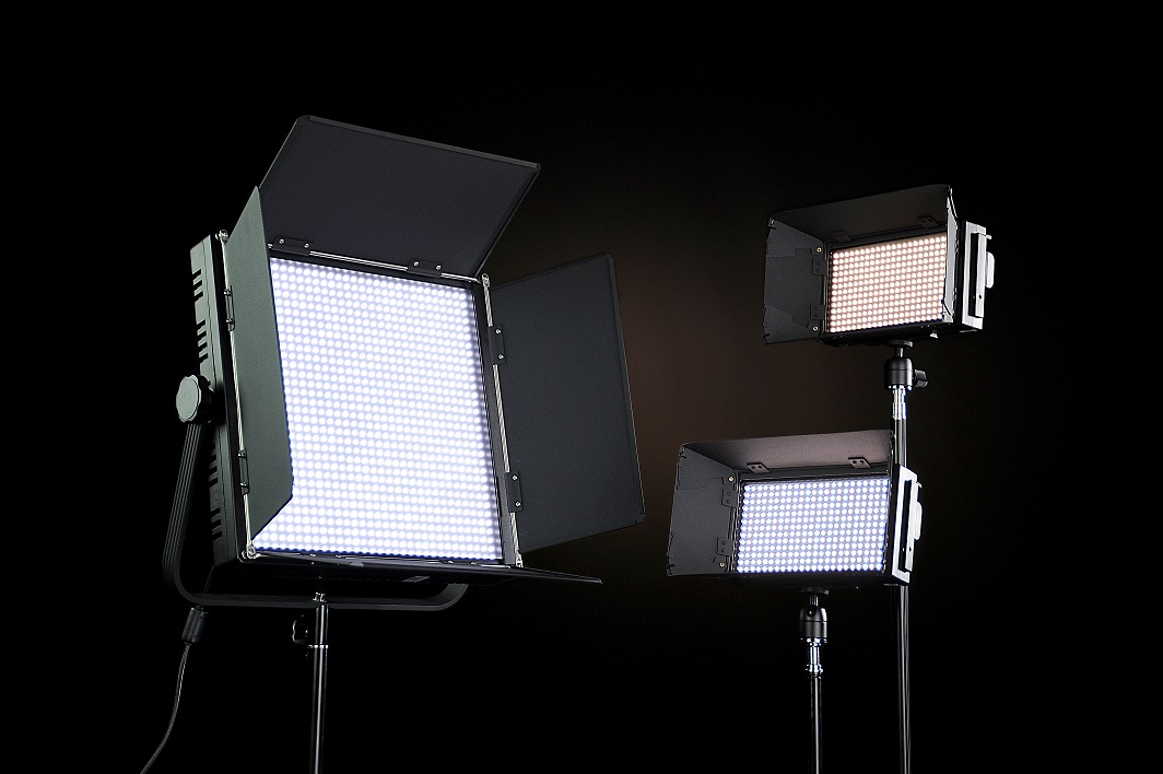 3 New LED Lights from Fotodiox are Lightweight with Barn Doors